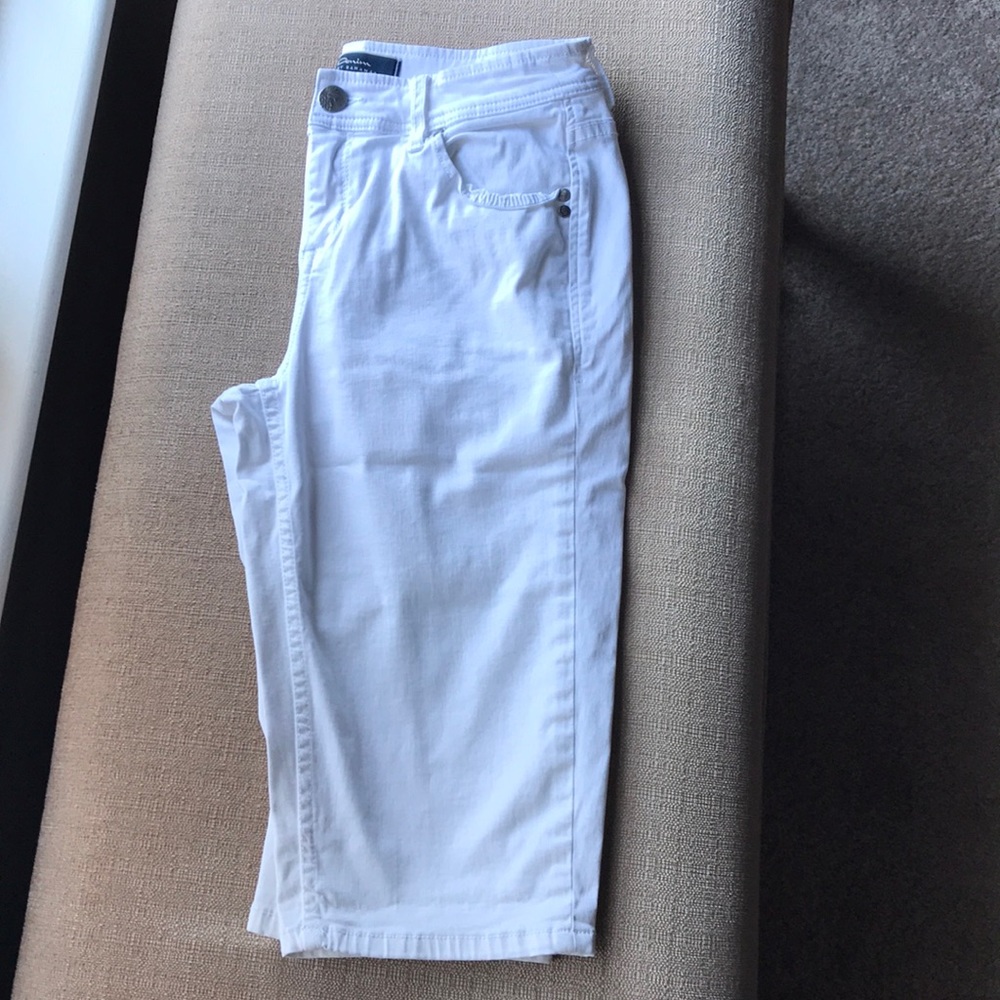 Tommy Bahama Womens Bermuda Shorts